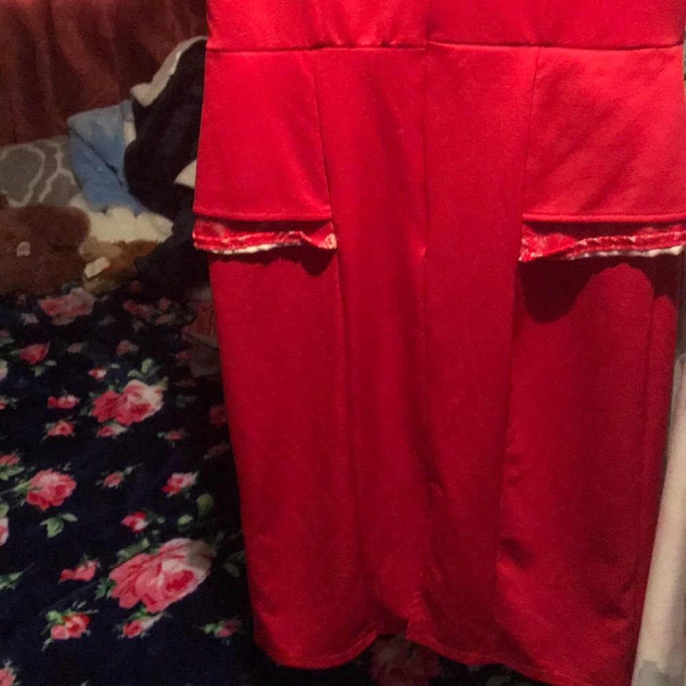 Dress - Picture 4 of 4